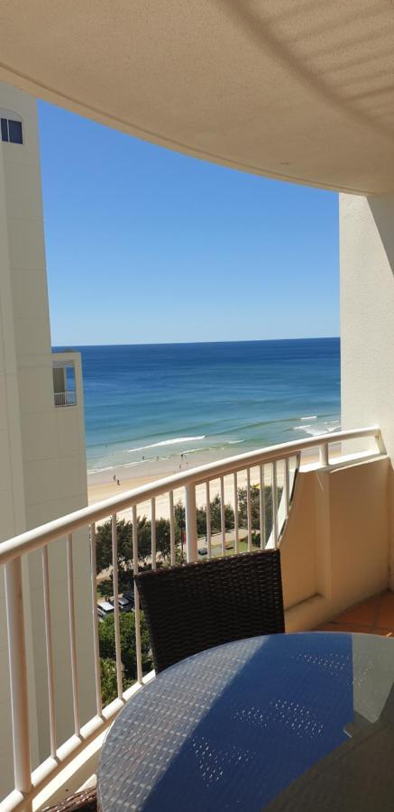 Stunning 2 Bedroom Ocean View Apartment Gold Coast Exterior foto