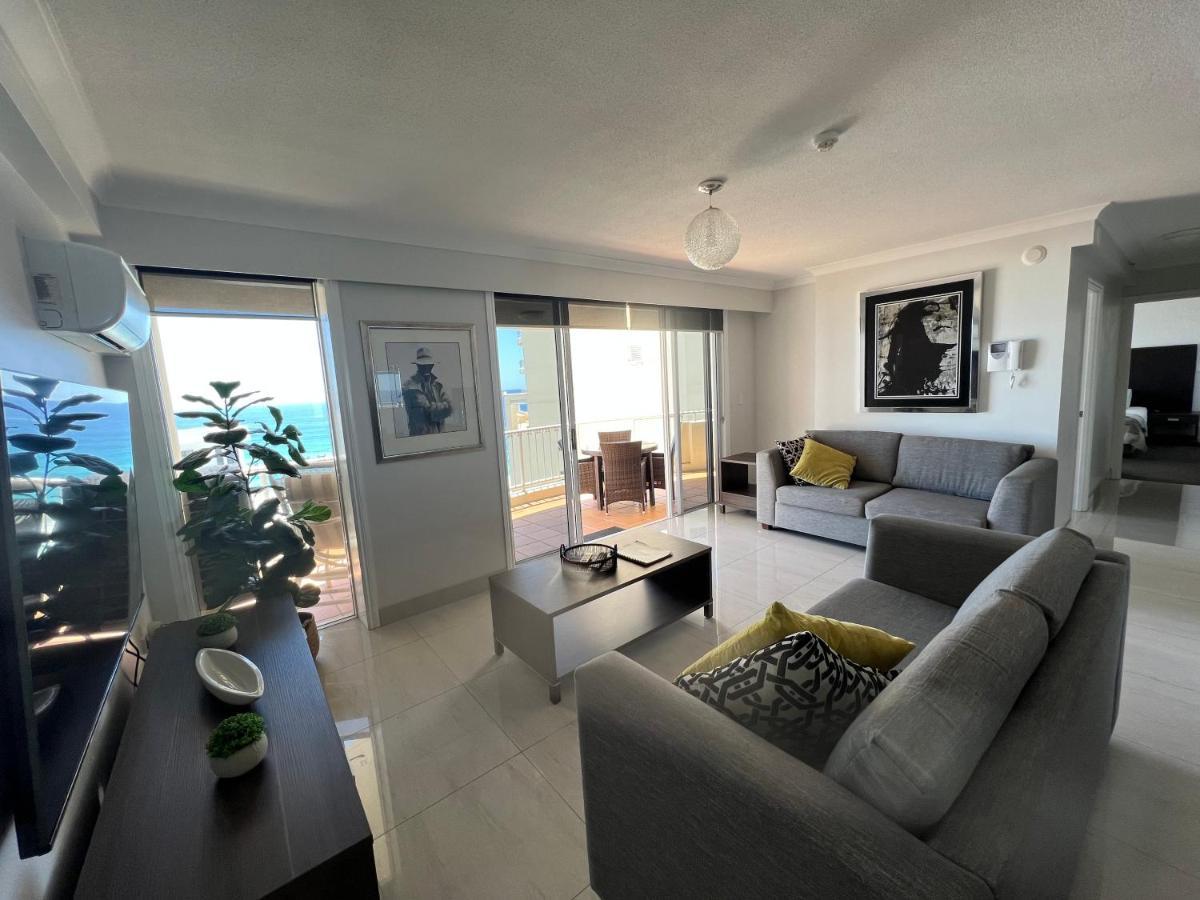 Stunning 2 Bedroom Ocean View Apartment Gold Coast Exterior foto